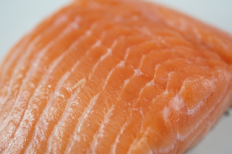 Grilled Salmon with Asparagus